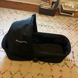Bumbleride Indie Twin bassinet attachment